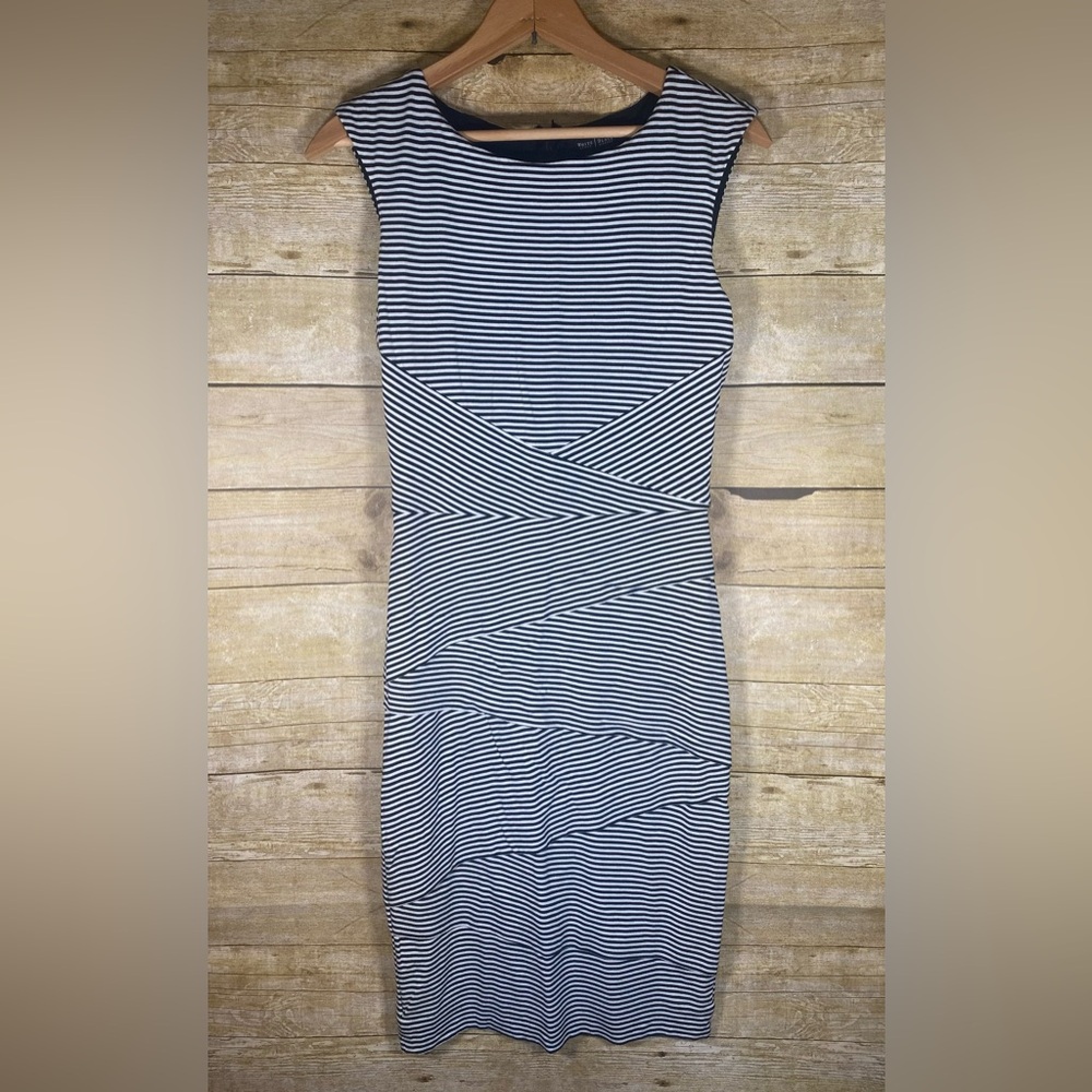 White House Black Market sz 4 Sleeveless Pencil Sheath Dress NO BELT
